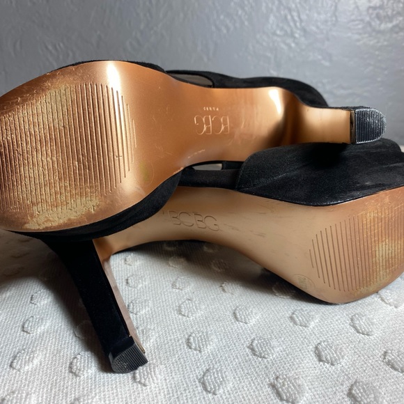 BCBG Black Suede High Heels Open Toe Closed Heel Pumps - Picture 6 of 16